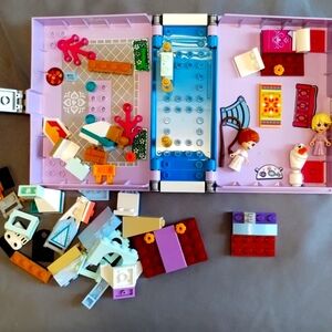 Lego Elsa story book set